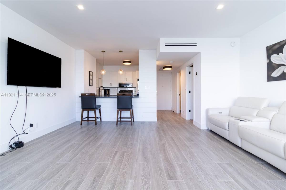 Apartment for rent at 20 Island Ave #1415, Miami Beach, FL 33139