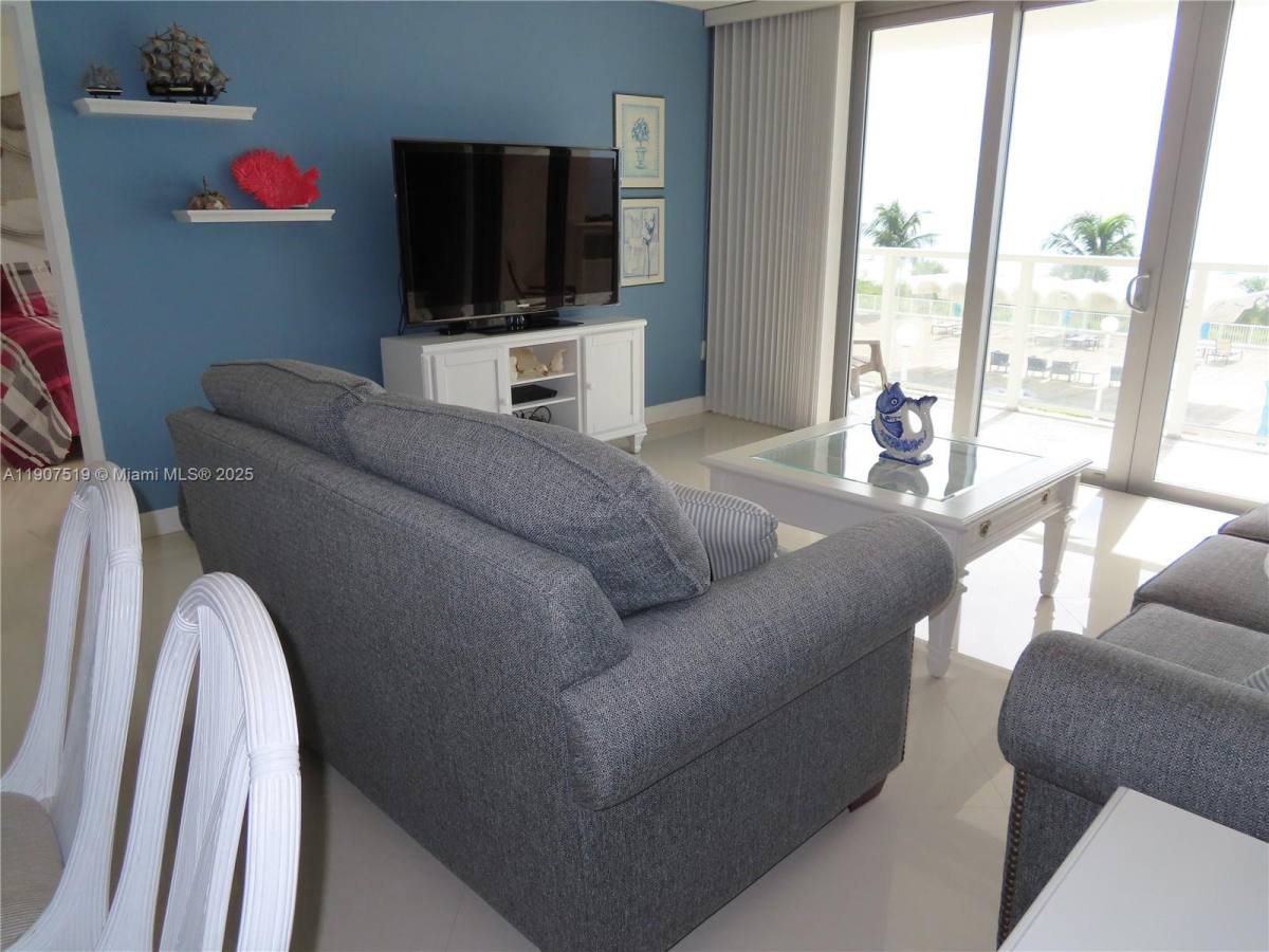 Apartment for rent at 5701 Collins Ave #304, Miami Beach, FL 33140