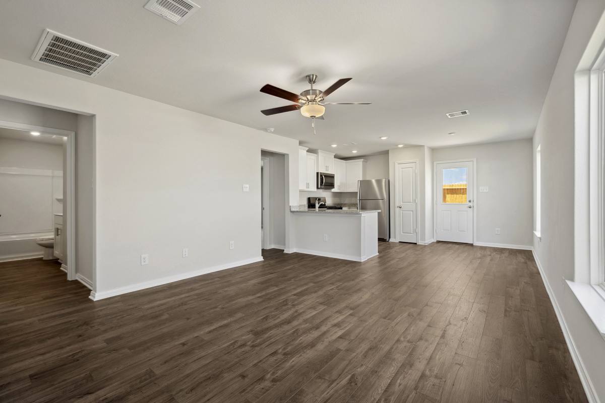 Apartment for rent at 10387 Red Cardinal Dr, Cleveland, TX 77328