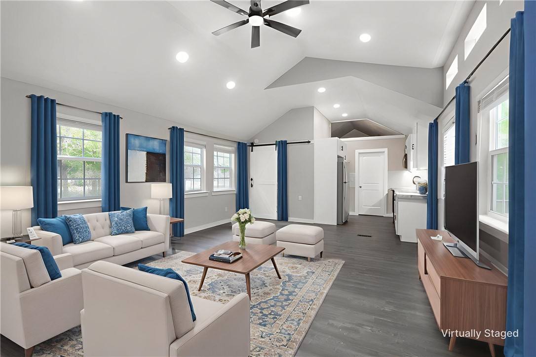 Apartment for rent at 341 Little Berry Dr #341, Somerville, TX 77879