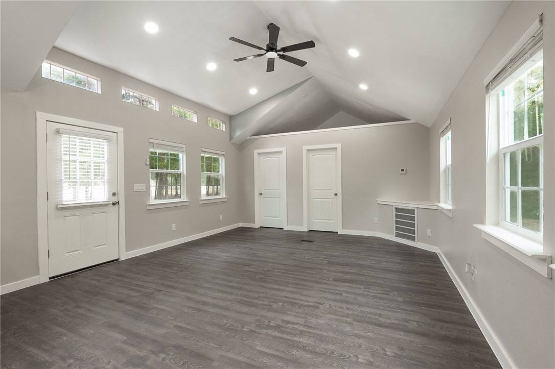 Apartment for rent at 341 Little Berry Dr #341, Somerville, TX 77879