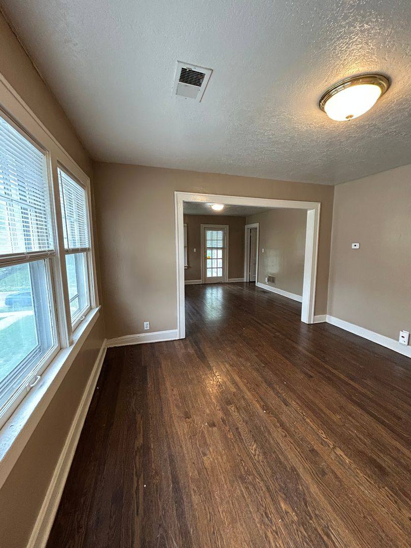 Apartment for rent at 5405 5407 Harrison St, Kansas City, MO 64110