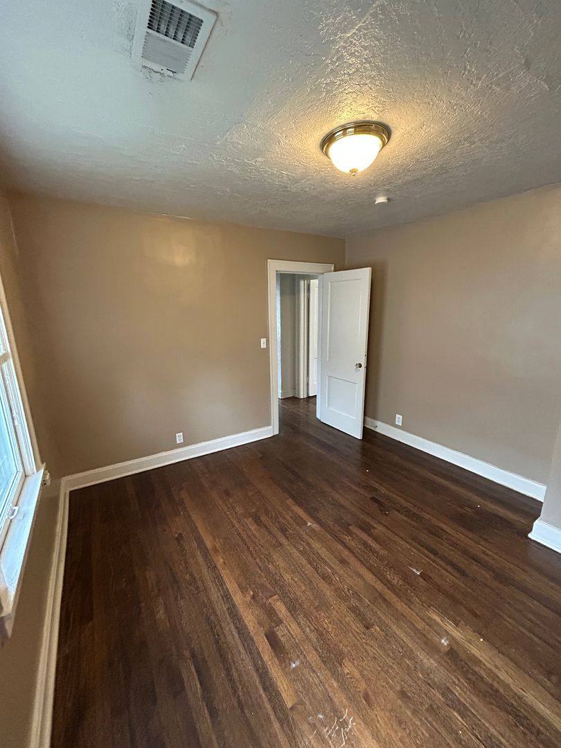 Apartment for rent at 5405 5407 Harrison St, Kansas City, MO 64110
