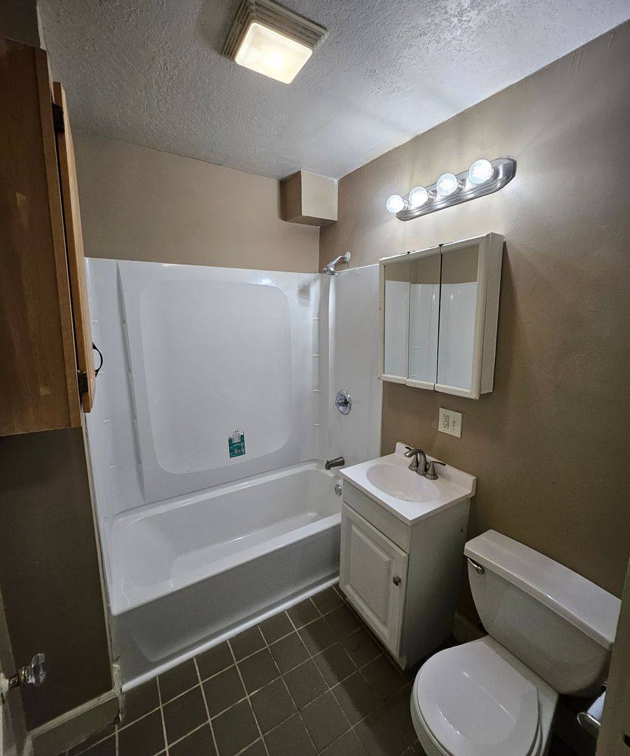 Apartment for rent at 5405 5407 Harrison St, Kansas City, MO 64110