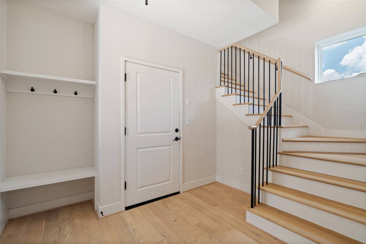 Apartment for rent at 2206 Lou Ellen Lane #2206B, Houston, TX 77018
