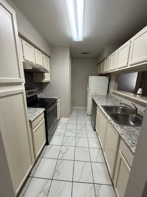 Apartment for rent at 14550 Fonmeadow Dr #1002, Houston, TX 77035