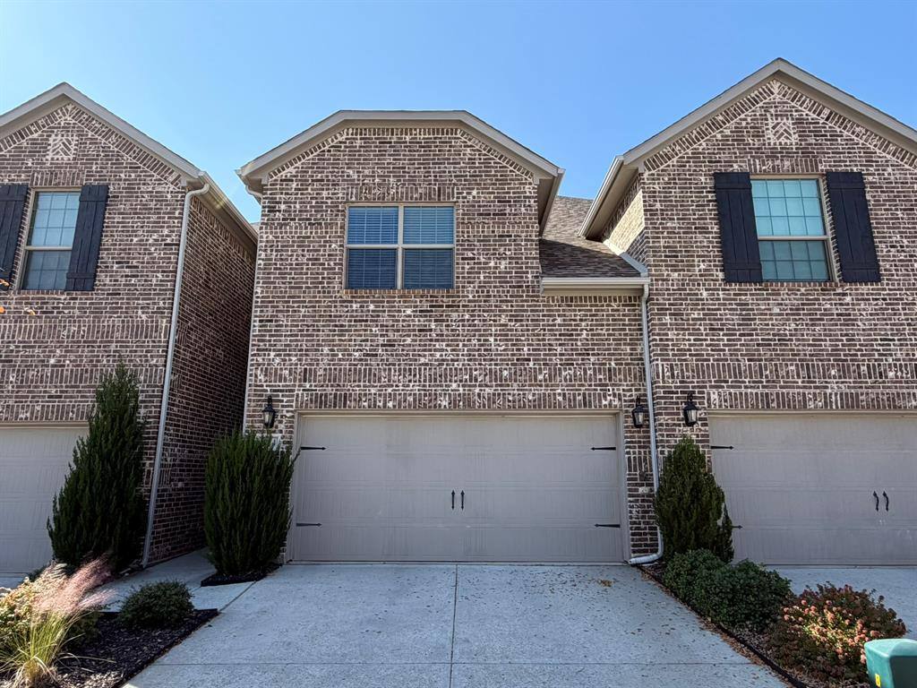 Townhouse for rent at 624 Hutchinson Lane #624, Lewisville, TX 75077