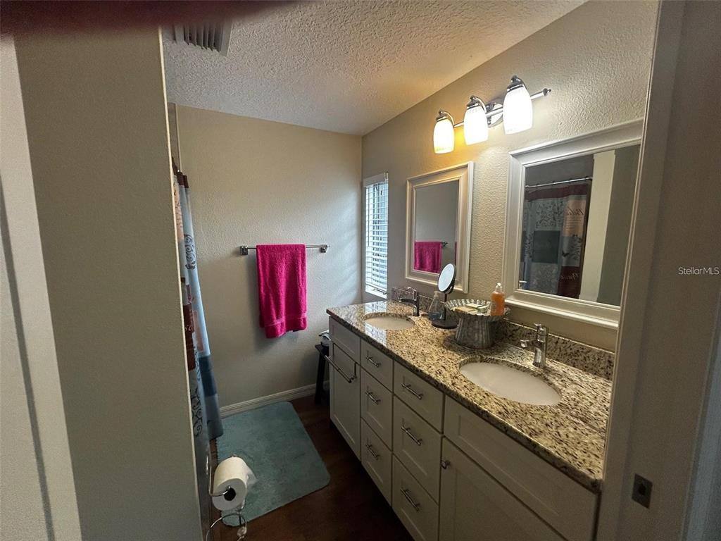 Apartment for rent at 5742 Camelot Dr N, Sarasota, FL 34233