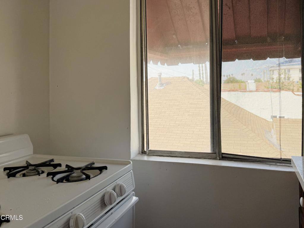 Apartment for rent at 2729 Glassell St #4, Los Angeles, CA 90026