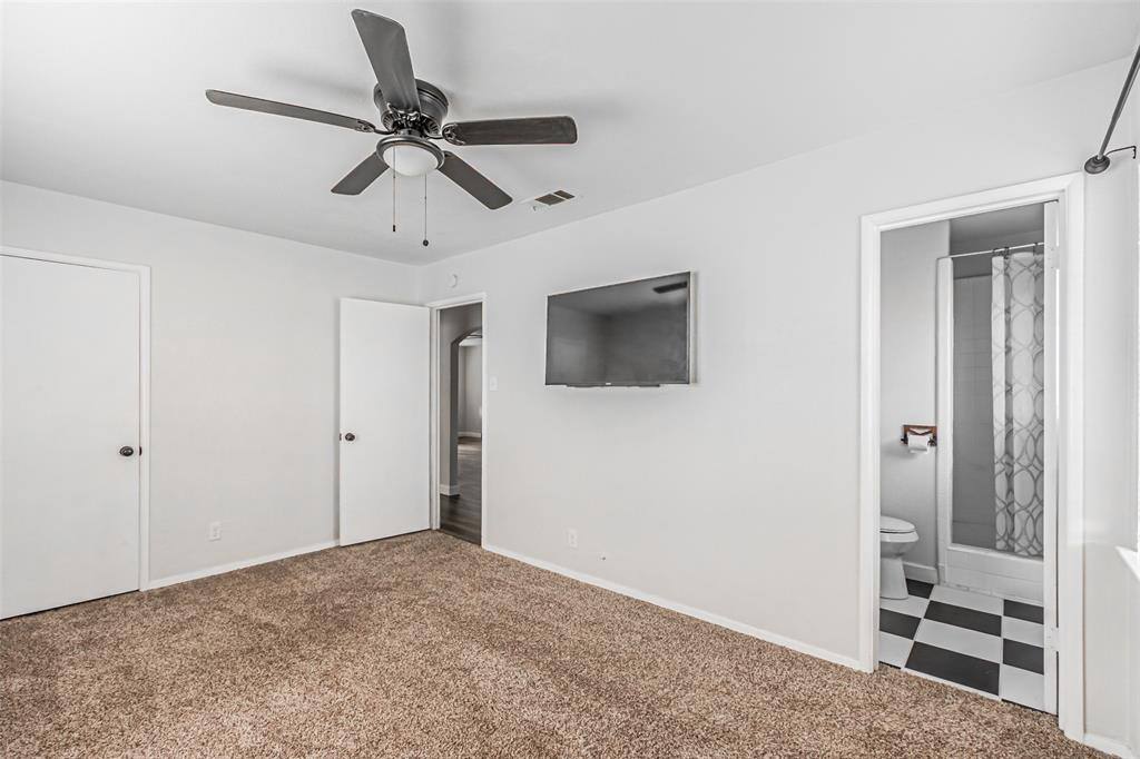 Apartment for rent at 308 Franklin Dr #308, Euless, TX 76040