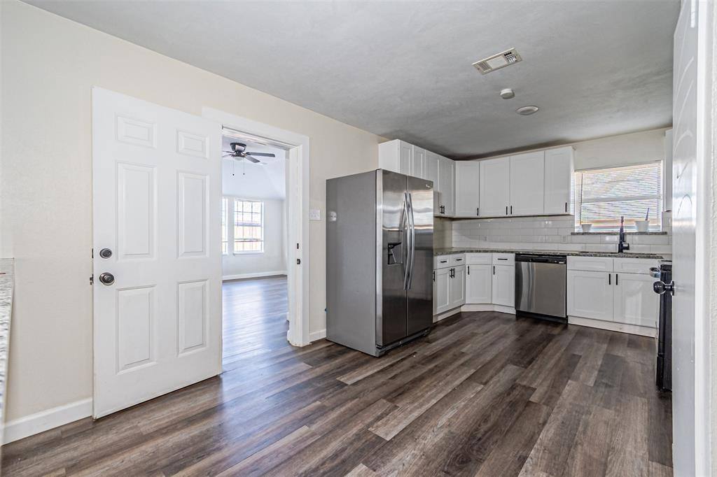 Apartment for rent at 308 Franklin Dr #308, Euless, TX 76040