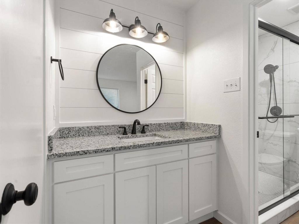 Apartment for rent at 1117 S Rusk St, Weatherford, TX 76086