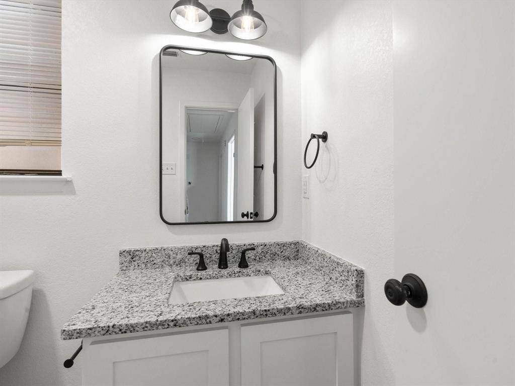 Apartment for rent at 1117 S Rusk St, Weatherford, TX 76086