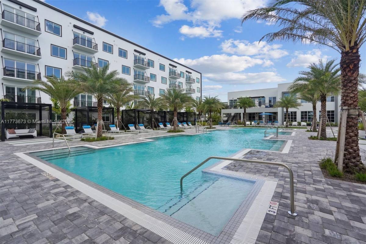 Apartment for rent at 2095 W Atlantic Ave #2095C1, Delray Beach, FL 33445
