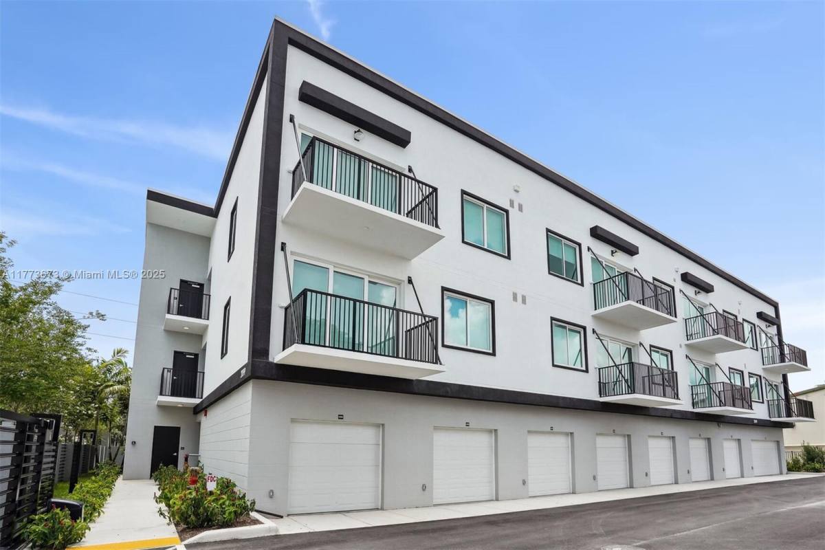 Apartment for rent at 2095 W Atlantic Ave #2095C1, Delray Beach, FL 33445