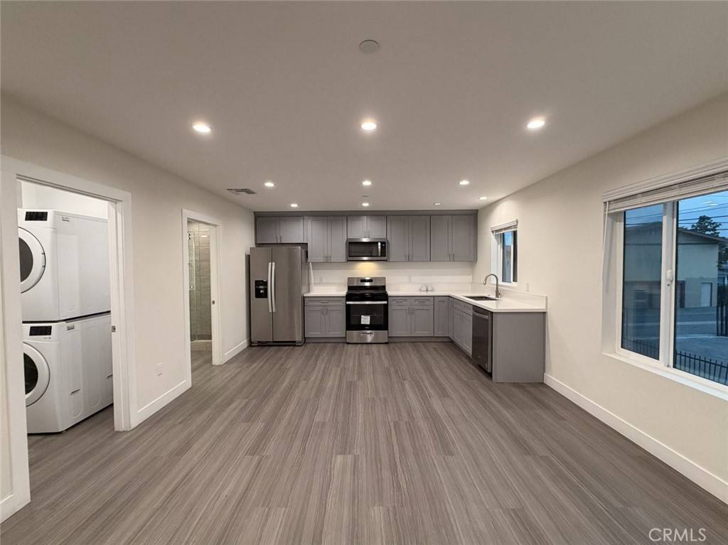 Apartment for rent at 511 N Azusa Ave #203, Azusa, CA 91702