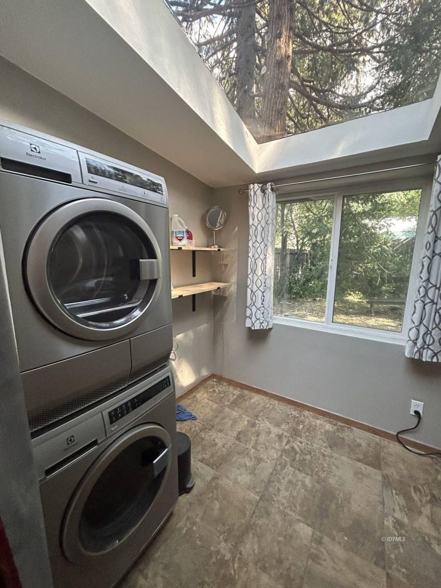 Apartment for rent at 52640 Marian View Dr, Idyllwild, CA 92549