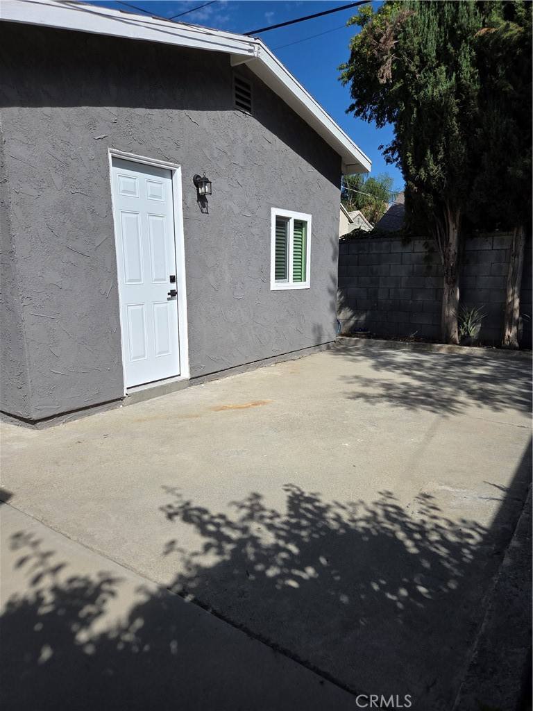 Apartment for rent at 6956 Wystone Ave #6956B, Reseda, CA 91335