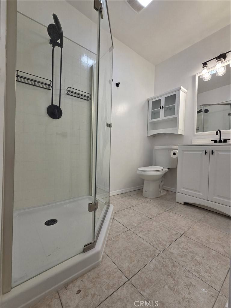 Apartment for rent at 6956 Wystone Ave #6956B, Reseda, CA 91335