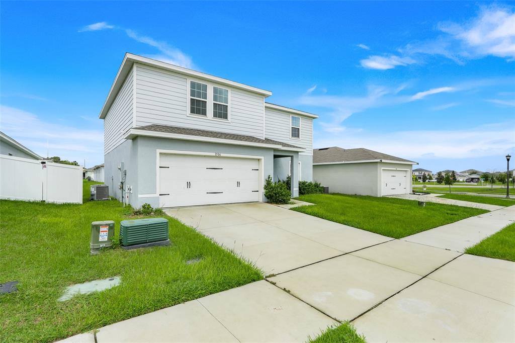 Apartment for rent at 1506 Finnigan Circle, Haines City, FL 33844