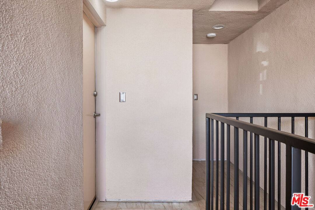 Apartment for rent at 435 1 2 W Elk Ave #435, Glendale, CA 91204