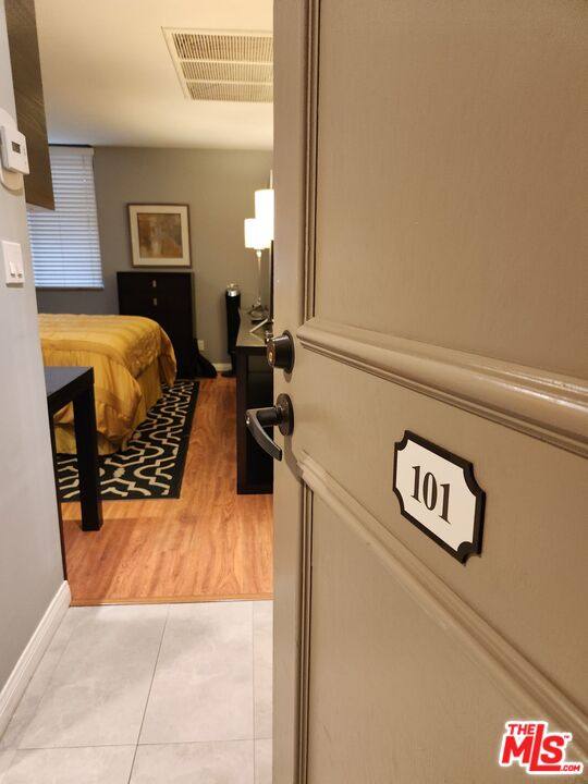 Apartment for rent at 10660 Wilshire Blvd #101, Los Angeles, CA 90024