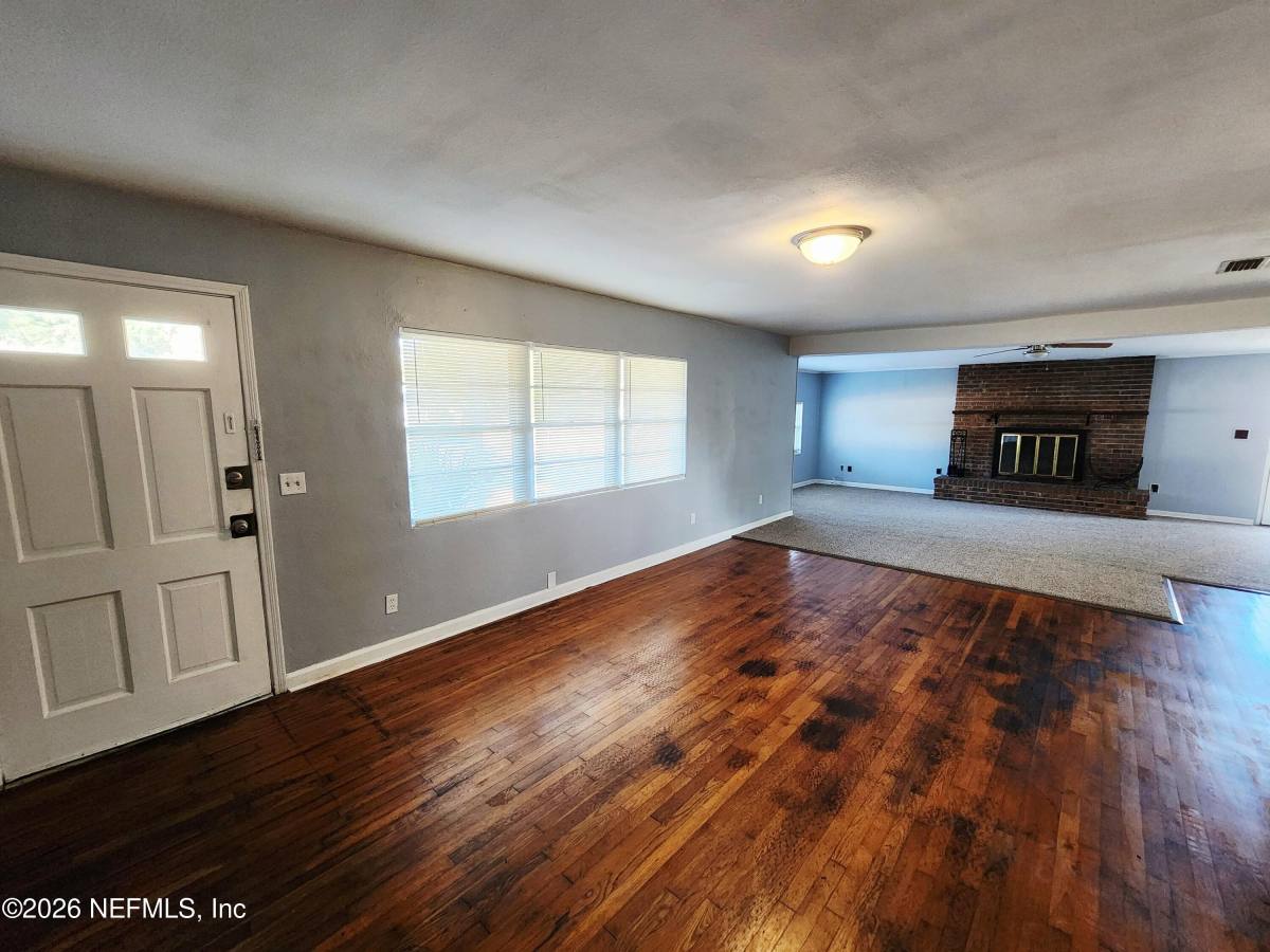 Apartment for rent at 2358 Broward Rd, Jacksonville, FL 32218