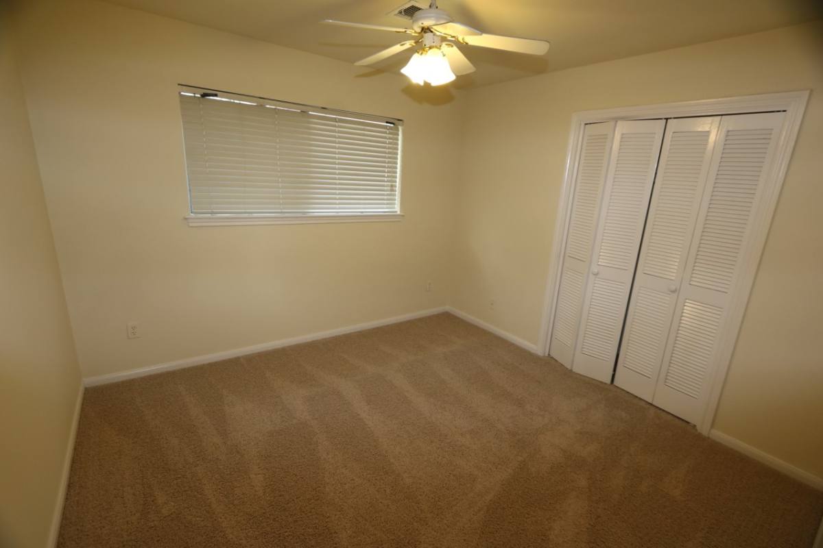 Apartment for rent at 2319 Quail Valley E Dr, Missouri City, TX 77459