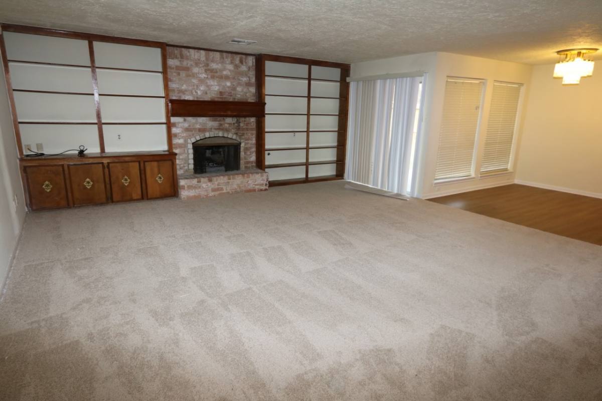 Apartment for rent at 2319 Quail Valley E Dr, Missouri City, TX 77459