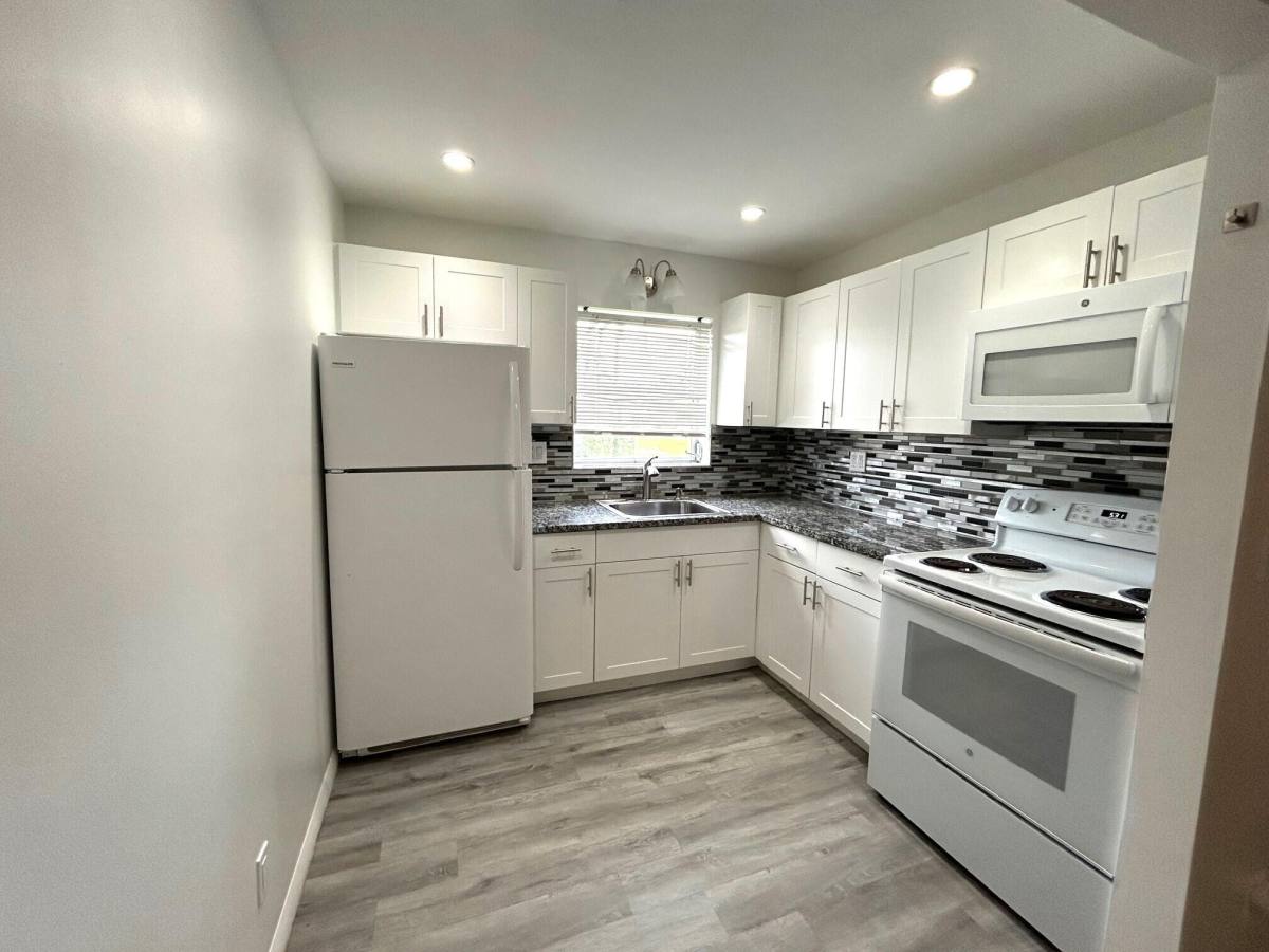 Apartment for rent at 2723 Dudley Dr W #2723G, West Palm Beach, FL 33415