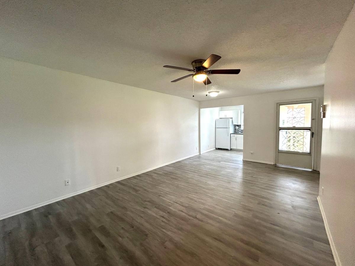 Apartment for rent at 2723 Dudley Dr W #2723G, West Palm Beach, FL 33415