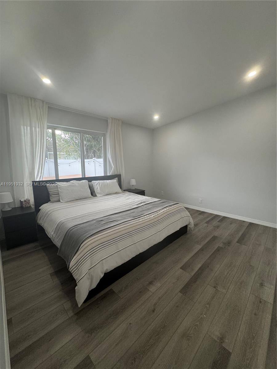 Apartment for rent at 5482 Lakewood Circle S #5482B, Pompano Beach, FL 33063