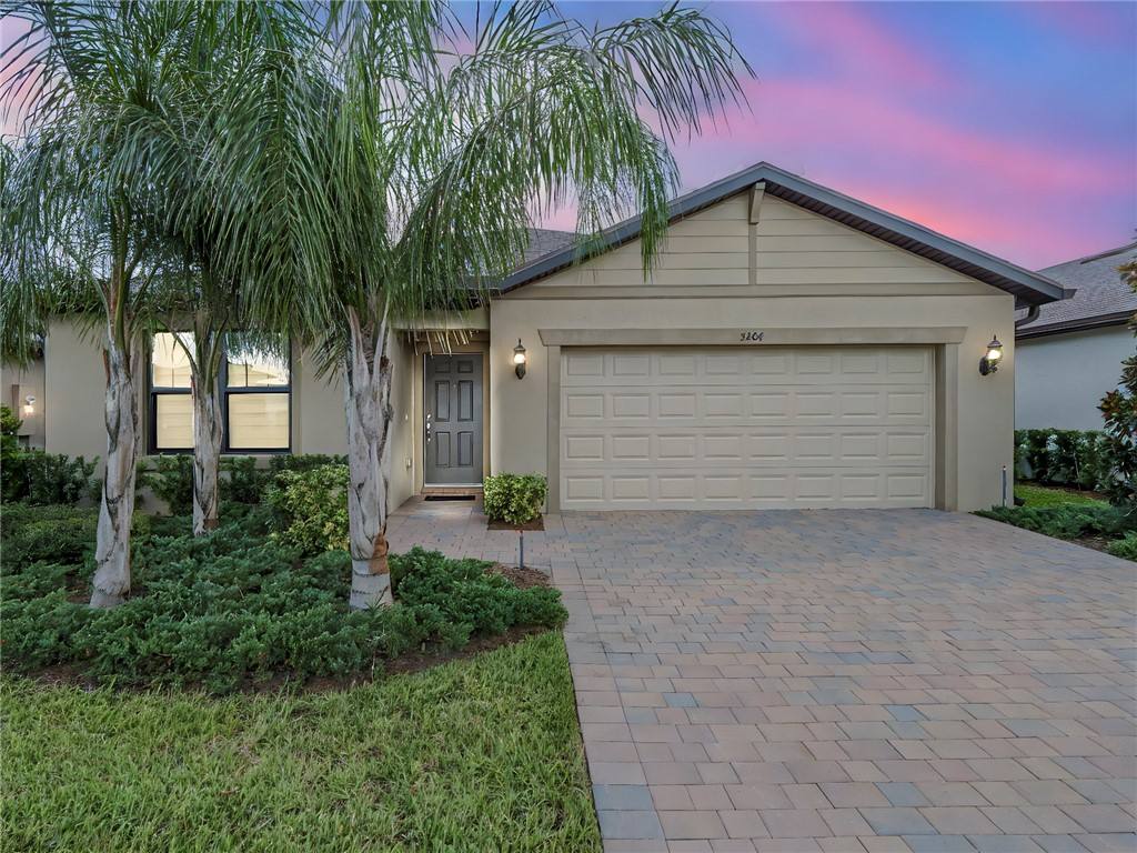 Apartment for rent at 5204 Jasper Square, Vero Beach, FL 32967