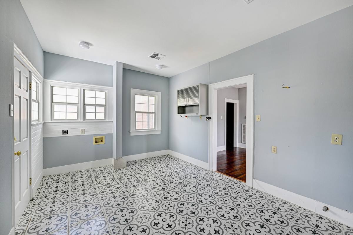 Apartment for rent at 512 W Pierce St #512, Houston, TX 77019