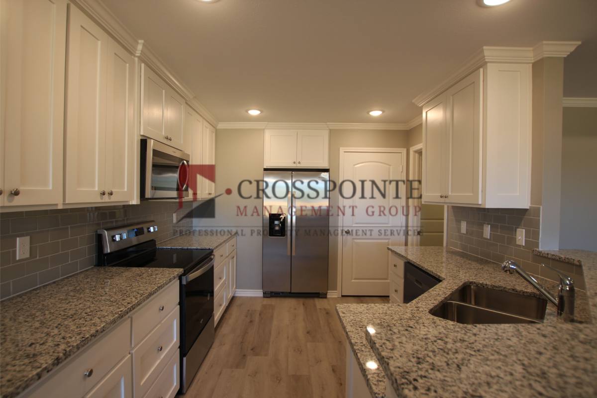 Townhouse for rent at 6015 Villa Rosa Way, Tyler, TX 75707