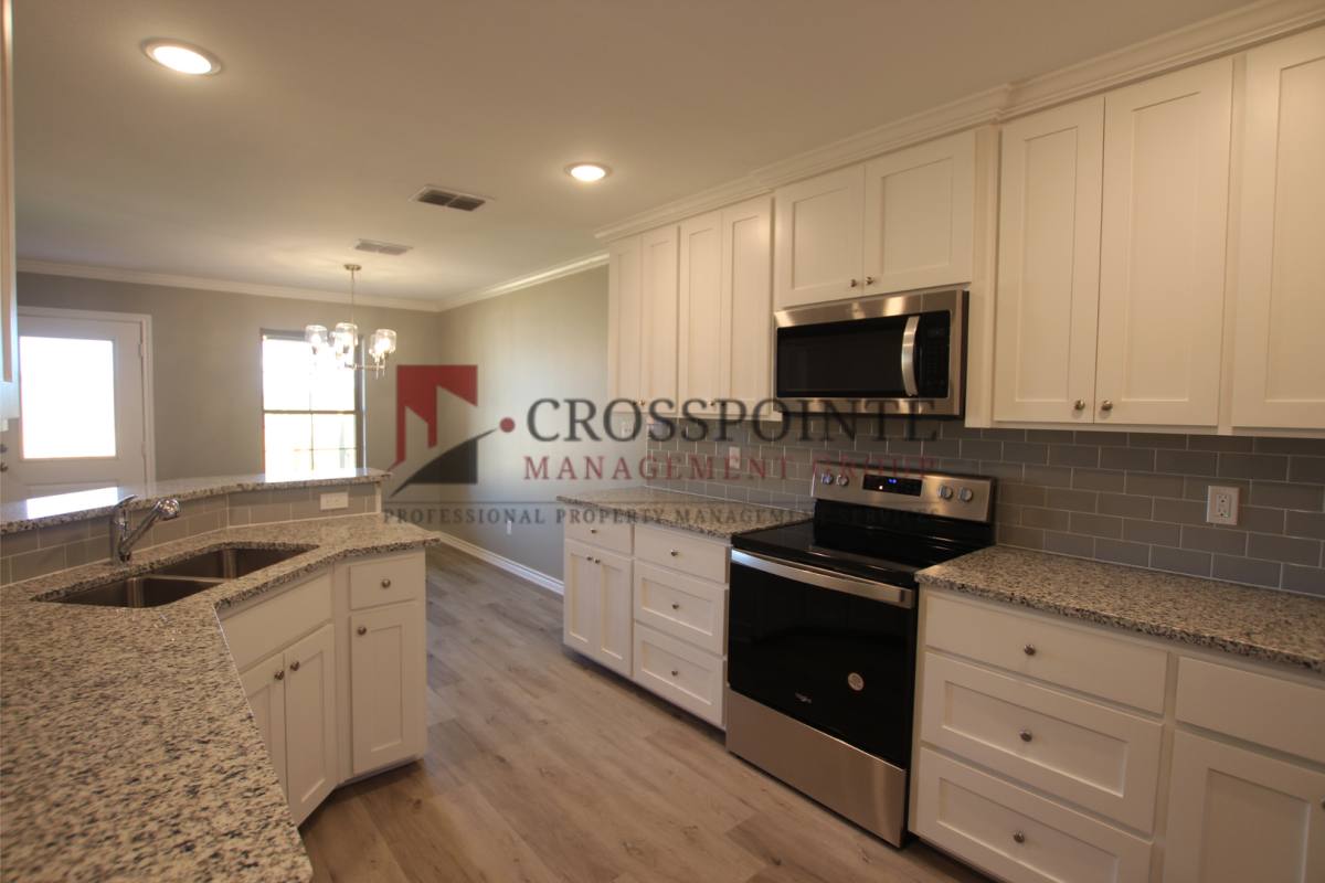 Townhouse for rent at 6015 Villa Rosa Way, Tyler, TX 75707