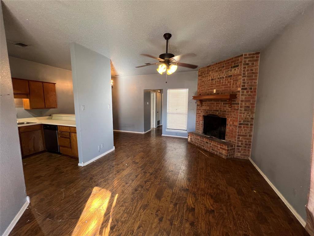 Apartment for rent at 1509 N Grant Dr #1509B, Sherman, TX 75092