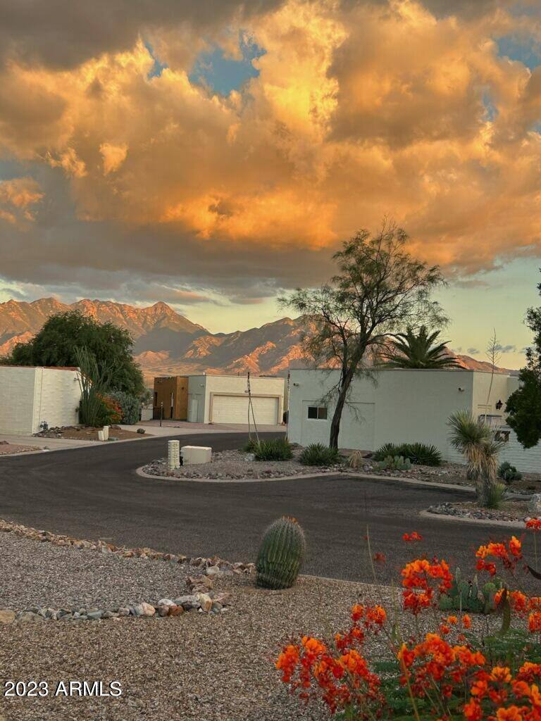 Townhouse for rent at 1172 W Mountain View, Green Valley, AZ 85622
