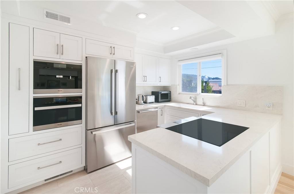 Condo for rent at 251 Lower Cliff Dr #15, Laguna Beach, CA 92651