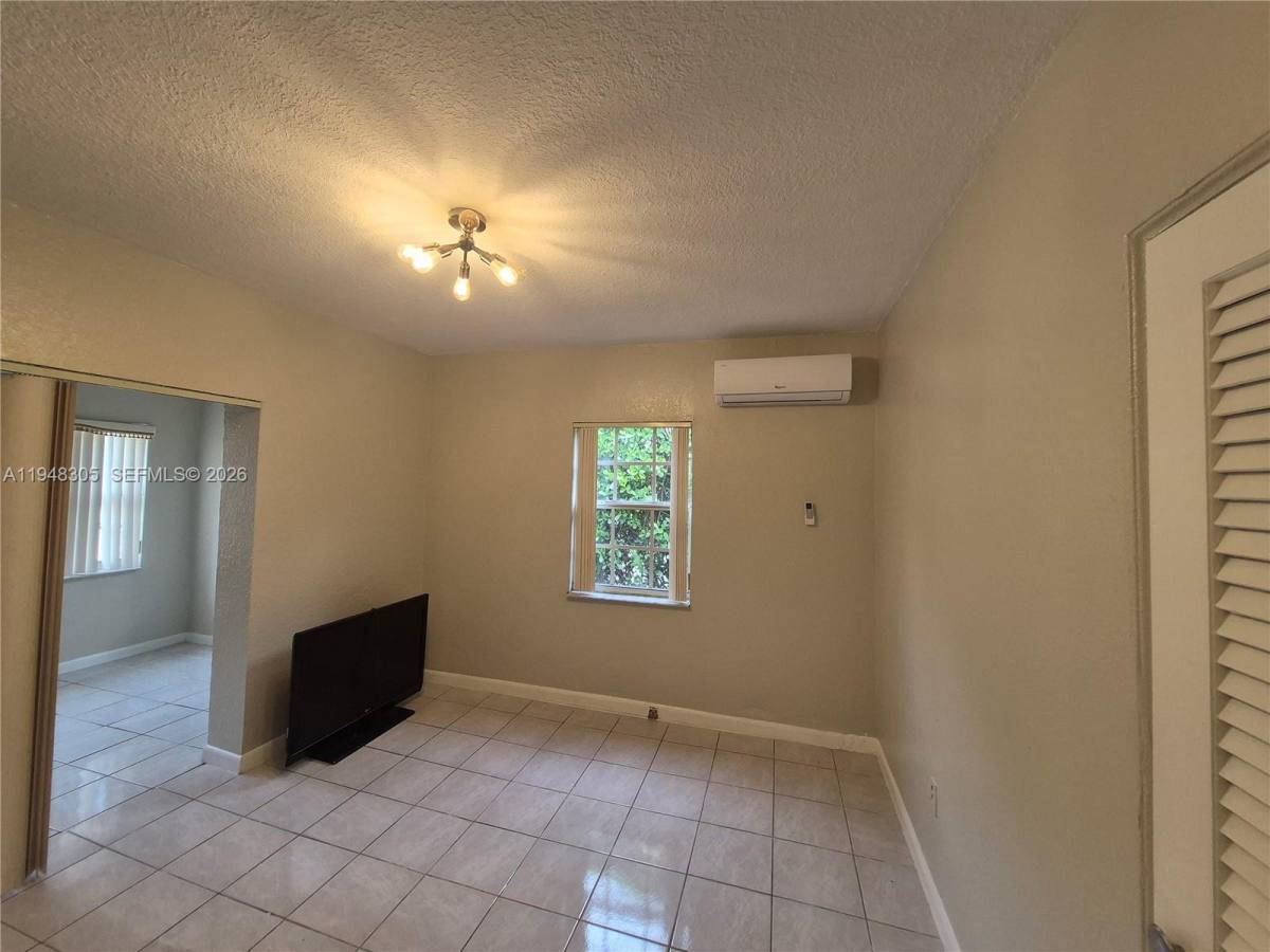 Apartment for rent at 28 NE 49th St #28, Miami, FL 33137