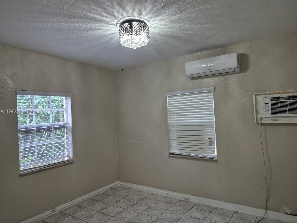 Apartment for rent at 28 NE 49th St #28, Miami, FL 33137