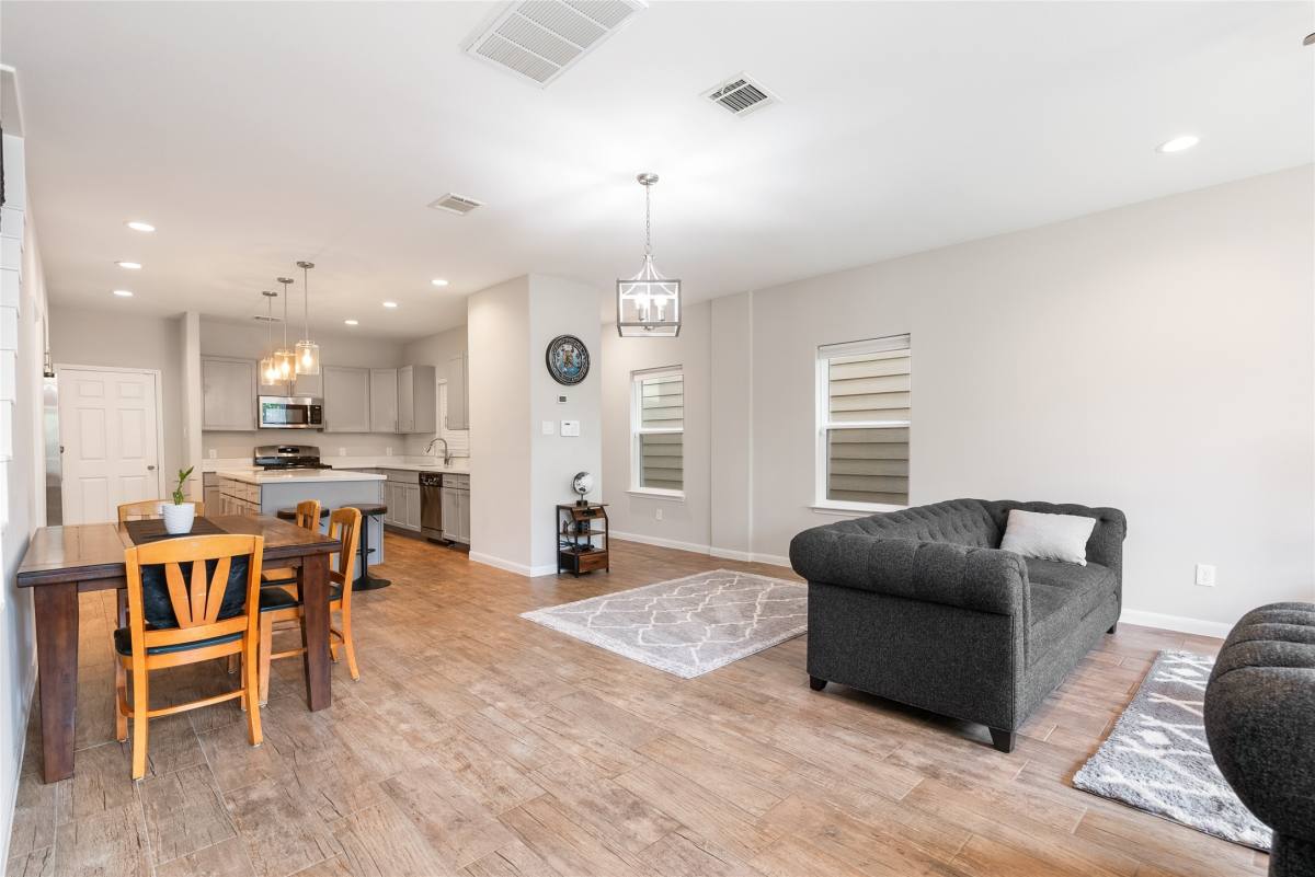 Apartment for rent at 17137 Wilthorne Colony Court, Houston, TX 77084