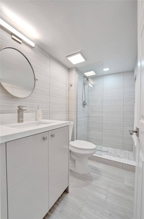 Apartment for rent at 3200 Port Royale Dr N #905, Fort Lauderdale, FL 33308