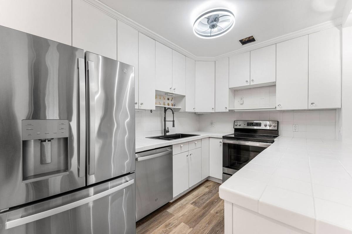 Apartment for rent at 4780 NE 8th Terrace, Fort Lauderdale, FL 33334