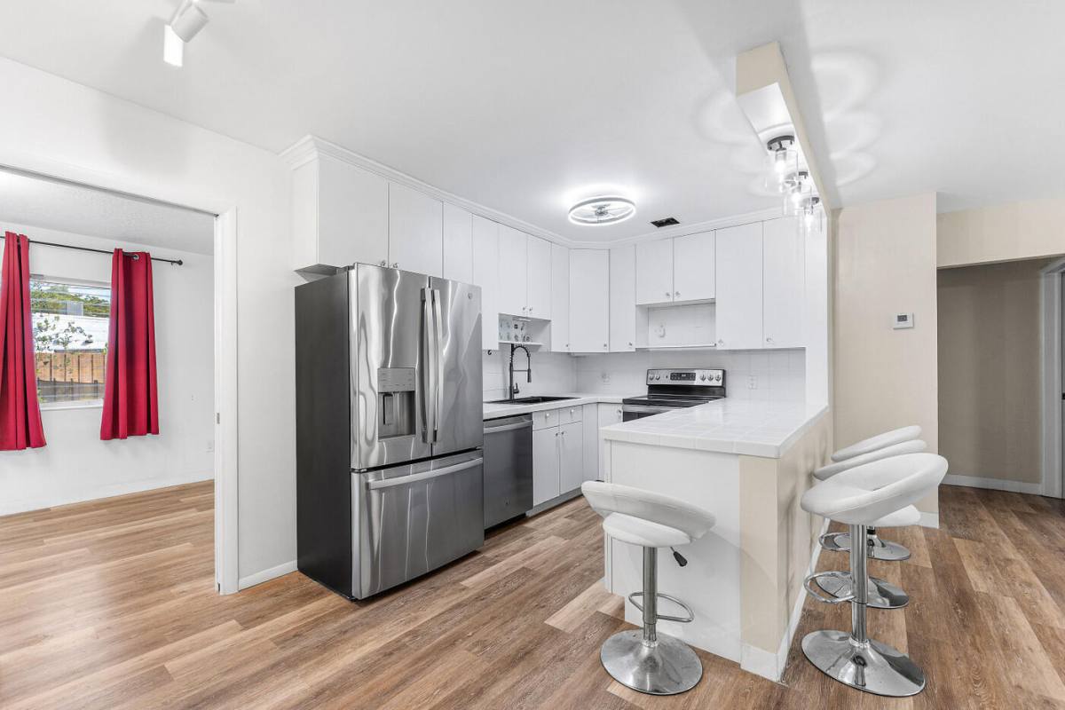Apartment for rent at 4780 NE 8th Terrace, Fort Lauderdale, FL 33334