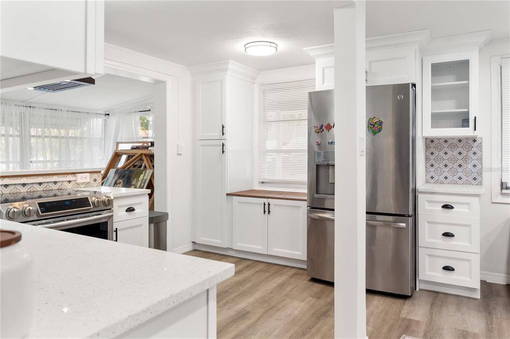 Apartment for rent at 4105 Rockefeller Ave, Sarasota, FL 34231