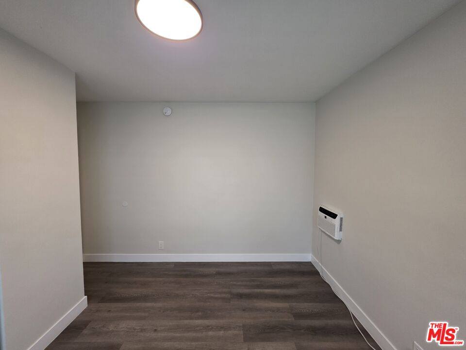 Apartment for rent at 1411 Innes Place #1, Venice, CA 90291