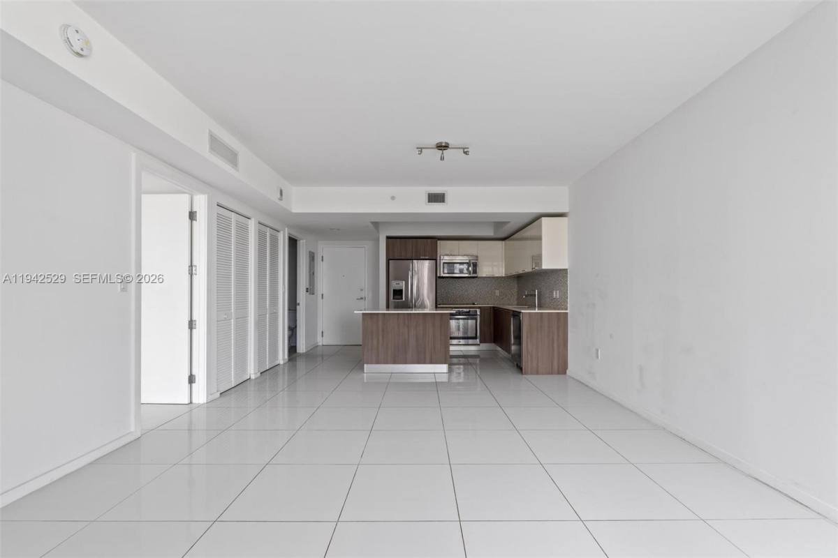 Apartment for rent at 5252 NW 85th Ave #605, Miami, FL 33166
