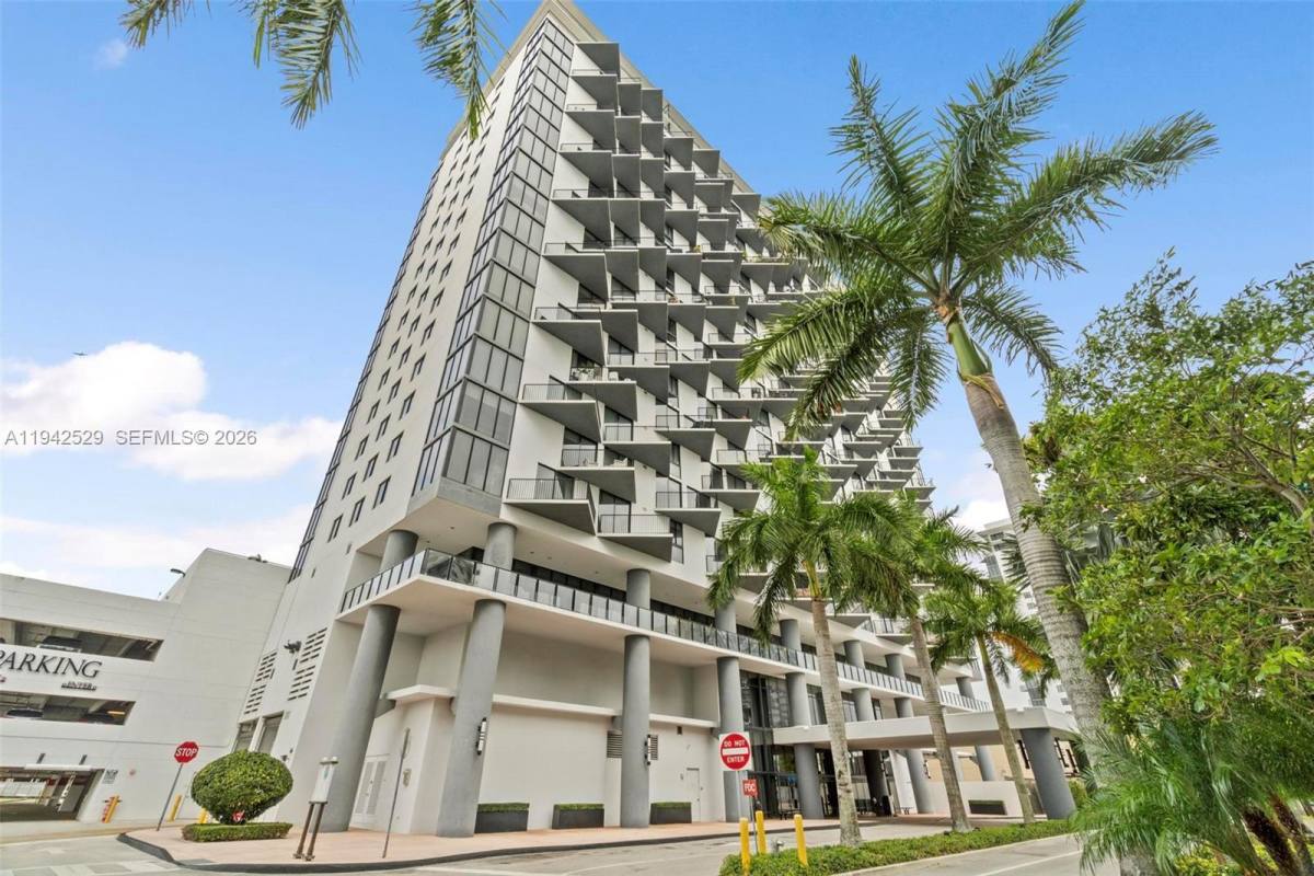 Apartment for rent at 5252 NW 85th Ave #605, Miami, FL 33166