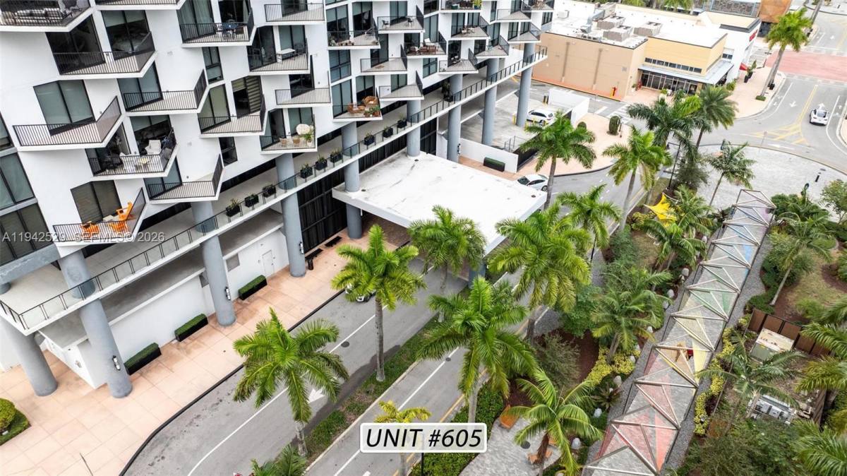 Apartment for rent at 5252 NW 85th Ave #605, Miami, FL 33166